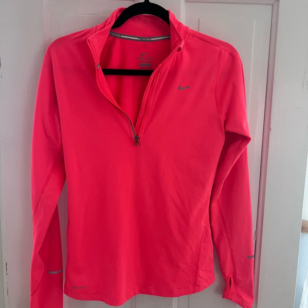 Nike Women's quarter zip